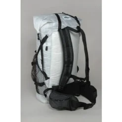 Hyperlite Mountain Gear 2400 Windrider Pack -OutFit Verkaufs-Shop back three quarter 1